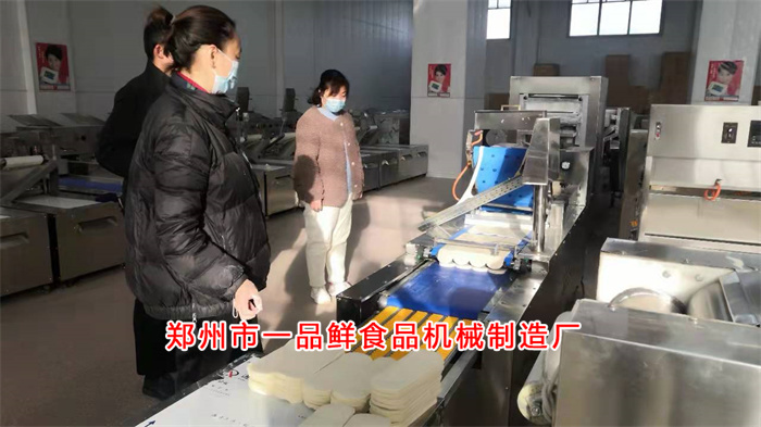 浙江臺(tái)州客戶張先生定購350型自動(dòng)疊片燴面機(jī)(圖2) 浙江臺(tái)州客戶張先生定購350型自動(dòng)疊片燴面機(jī)(圖2)