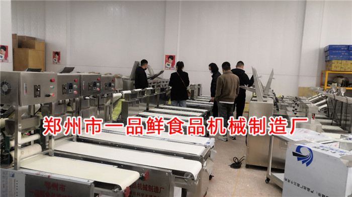 邯鄲客戶回購(gòu)一品鮮燴面機(jī)(圖4) 邯鄲客戶回購(gòu)一品鮮燴面機(jī)(圖4)