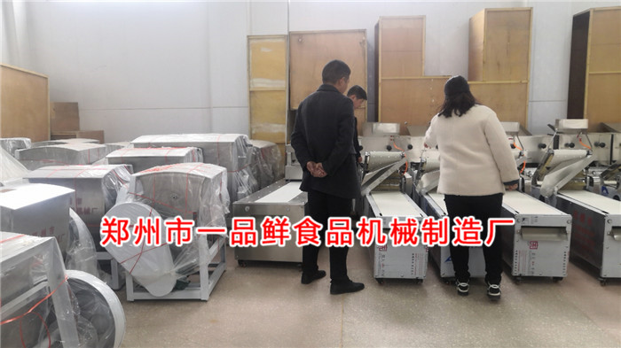 許昌客戶選購(gòu)第9代多功能成型機(jī)(圖4) 許昌客戶選購(gòu)第9代多功能成型機(jī)(圖4)