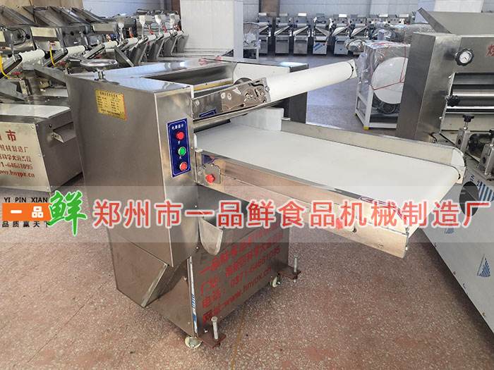 全自動揉壓機(jī) 全自動揉壓機(jī)